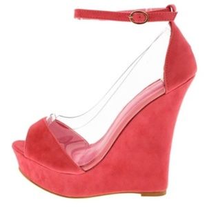 Liliana Size 7.5 Pink Wedges